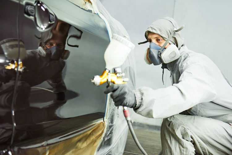 Como reparar os riscos na pintura da carroçaria?